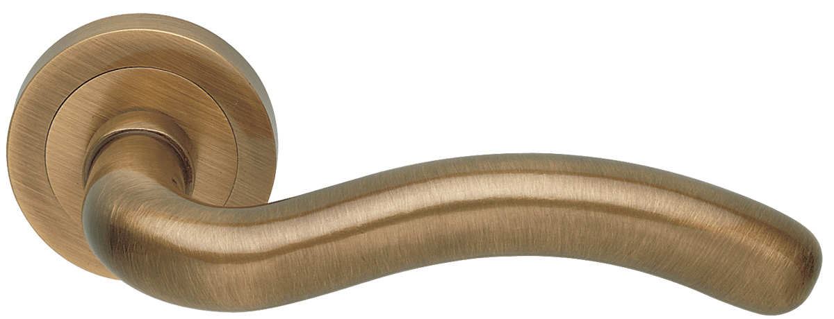 Ручка дверная SNAKE R2 BGO раздельная на круглой розетке, цвет - матовая бронза фото купить в Москве